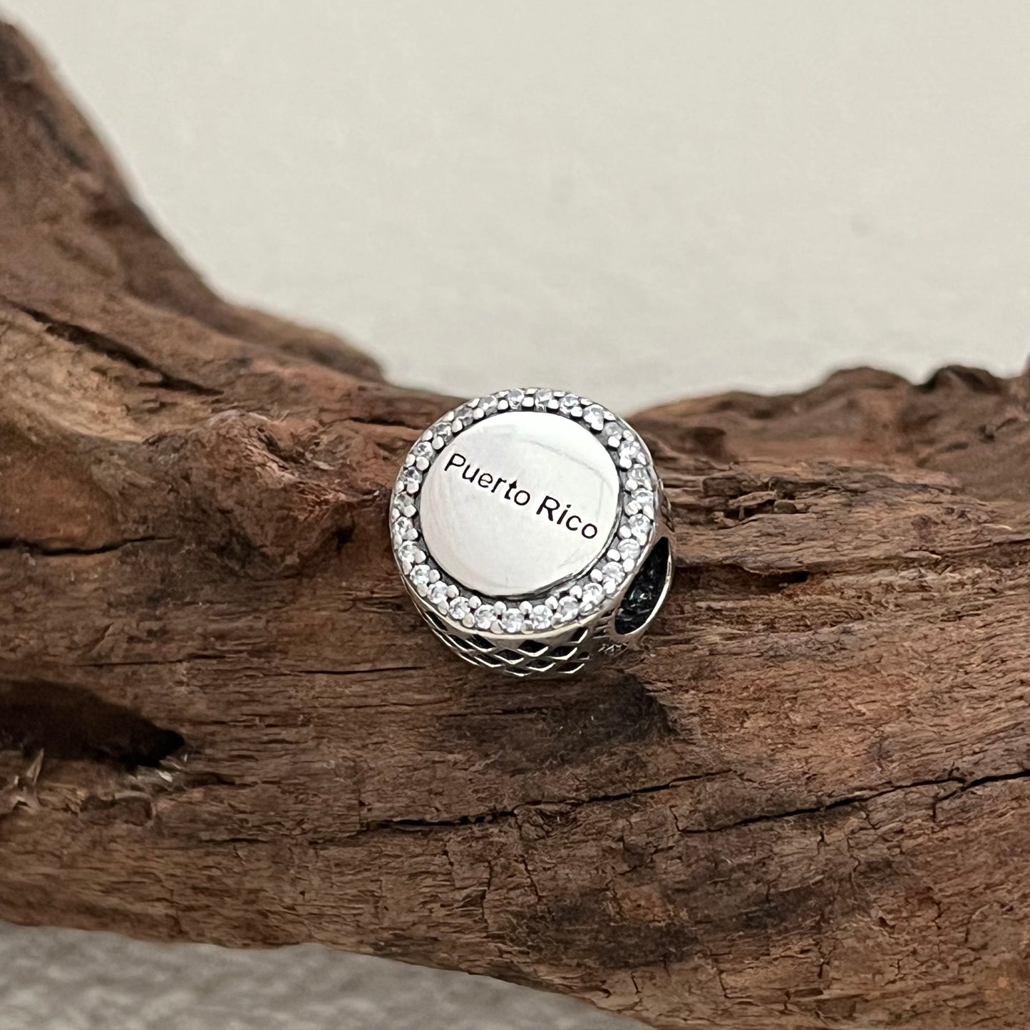 Pandora Beach Exclusive Bead Charm Puerto Rico/ St. Thomas/ Bahamas/ St. Maarten/ Aruba/ Clearwater.FL/ Miami/ Hawaii