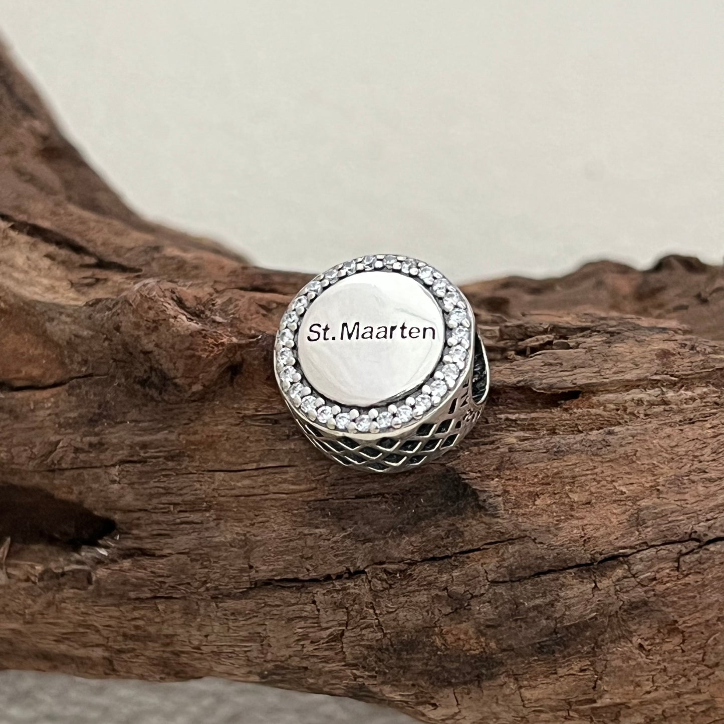 Pandora Beach Exclusive Bead Charm Puerto Rico/ St. Thomas/ Bahamas/ St. Maarten/ Aruba/ Clearwater.FL/ Miami/ Hawaii
