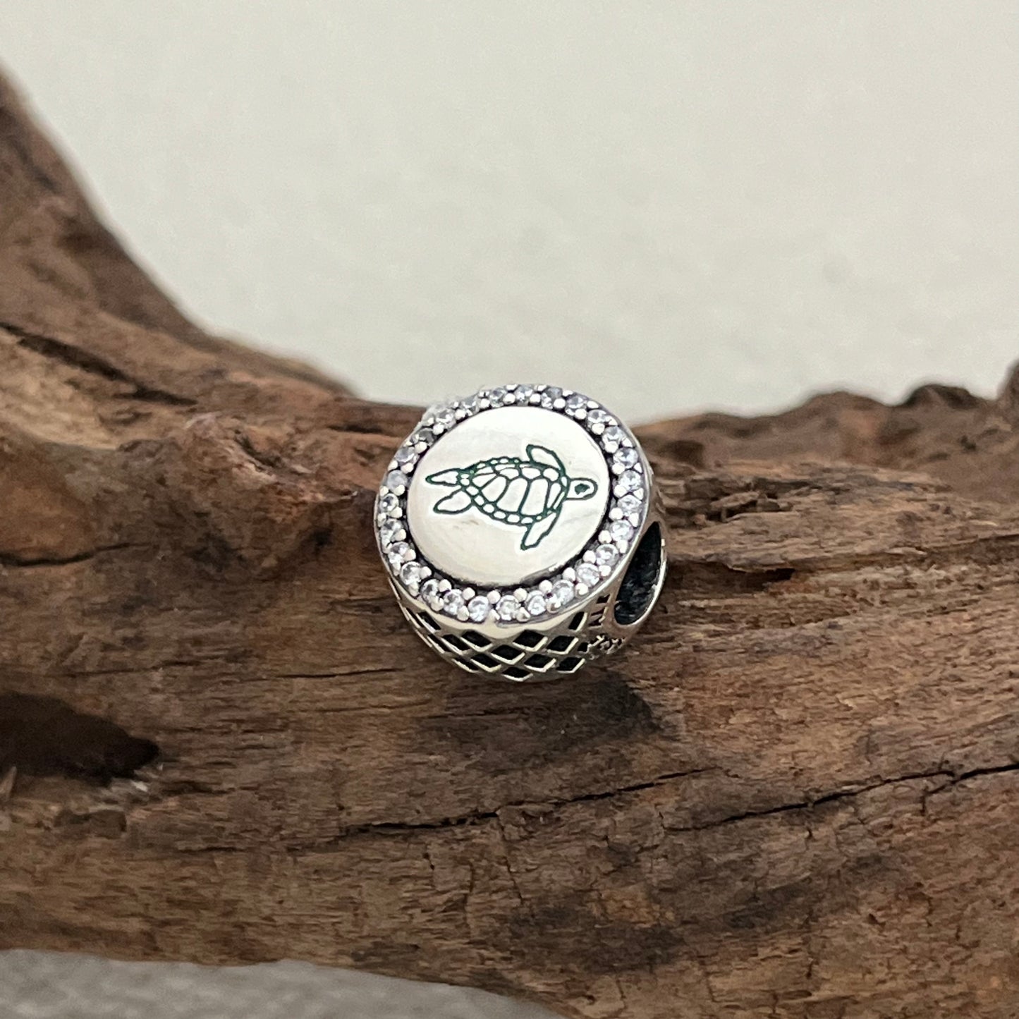Pandora Aruba Turtle Exclusive Bead Charm for Pandora Bracelet