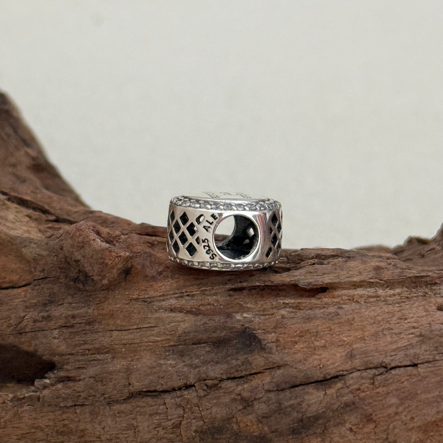 Pandora Antigua and Barbuda Exclusive Bead Charm for Pandora Bracelet