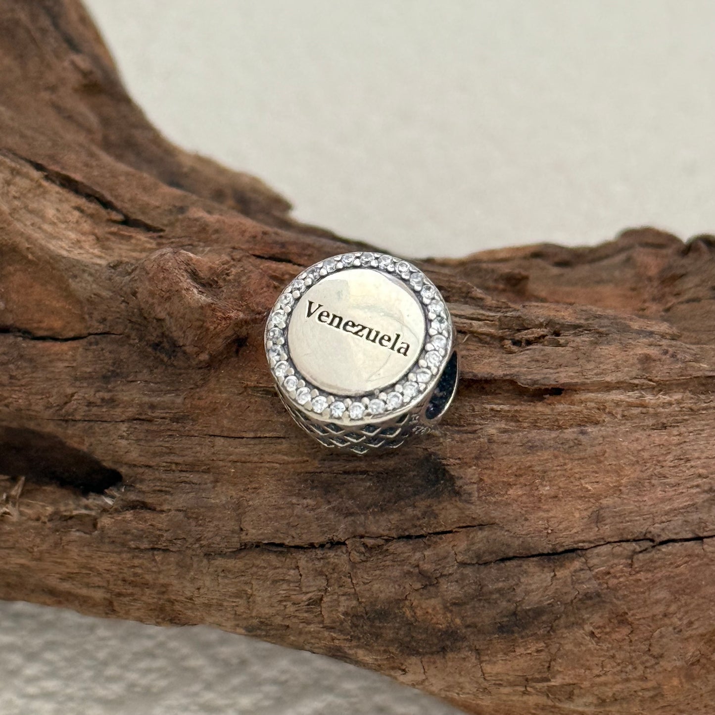 Pandora Venezuela Exclusive Bead Charm for Pandora Bracelet