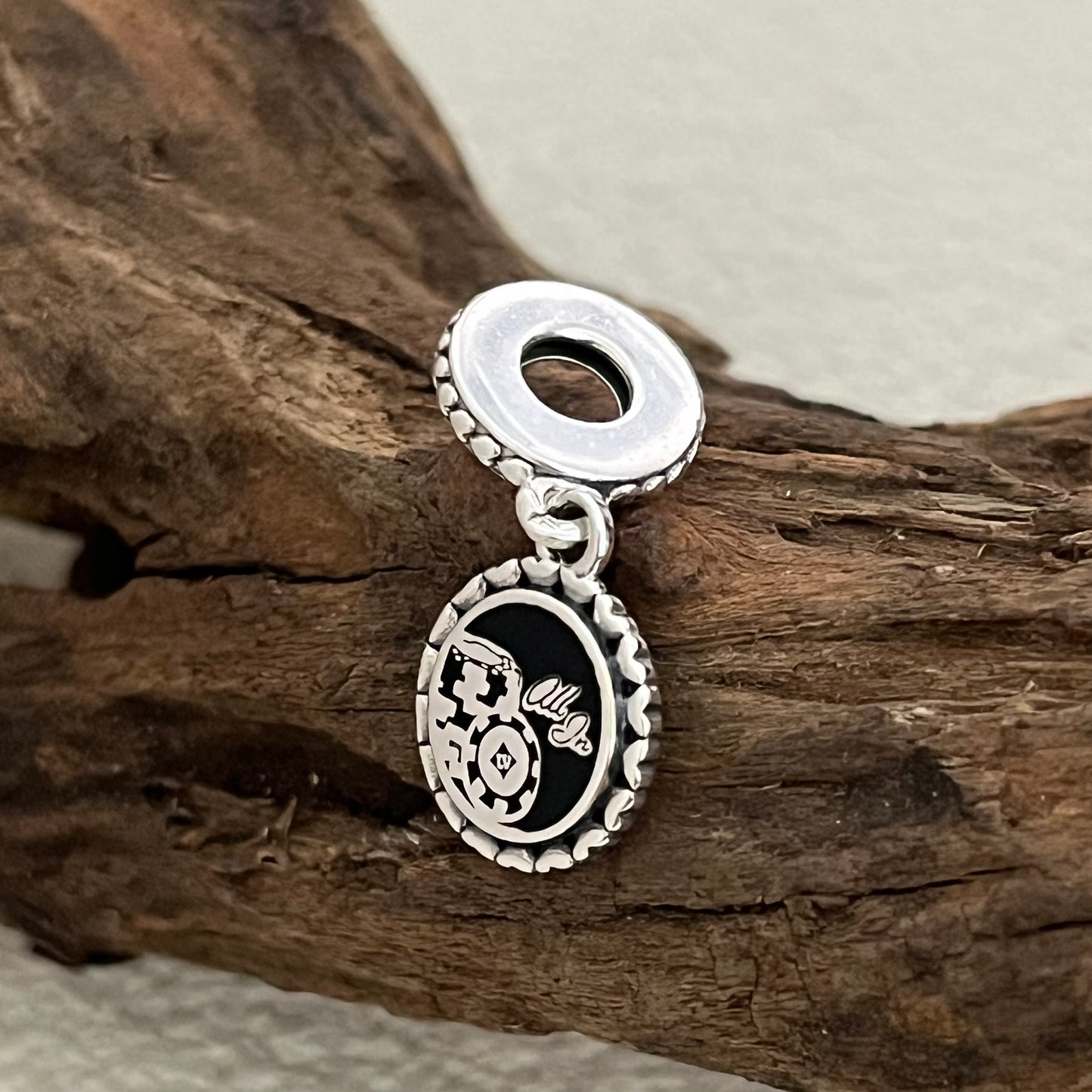 Las Vegas Casino chip Exclusive Dangle Charm Pendant for Pandora Bracelet