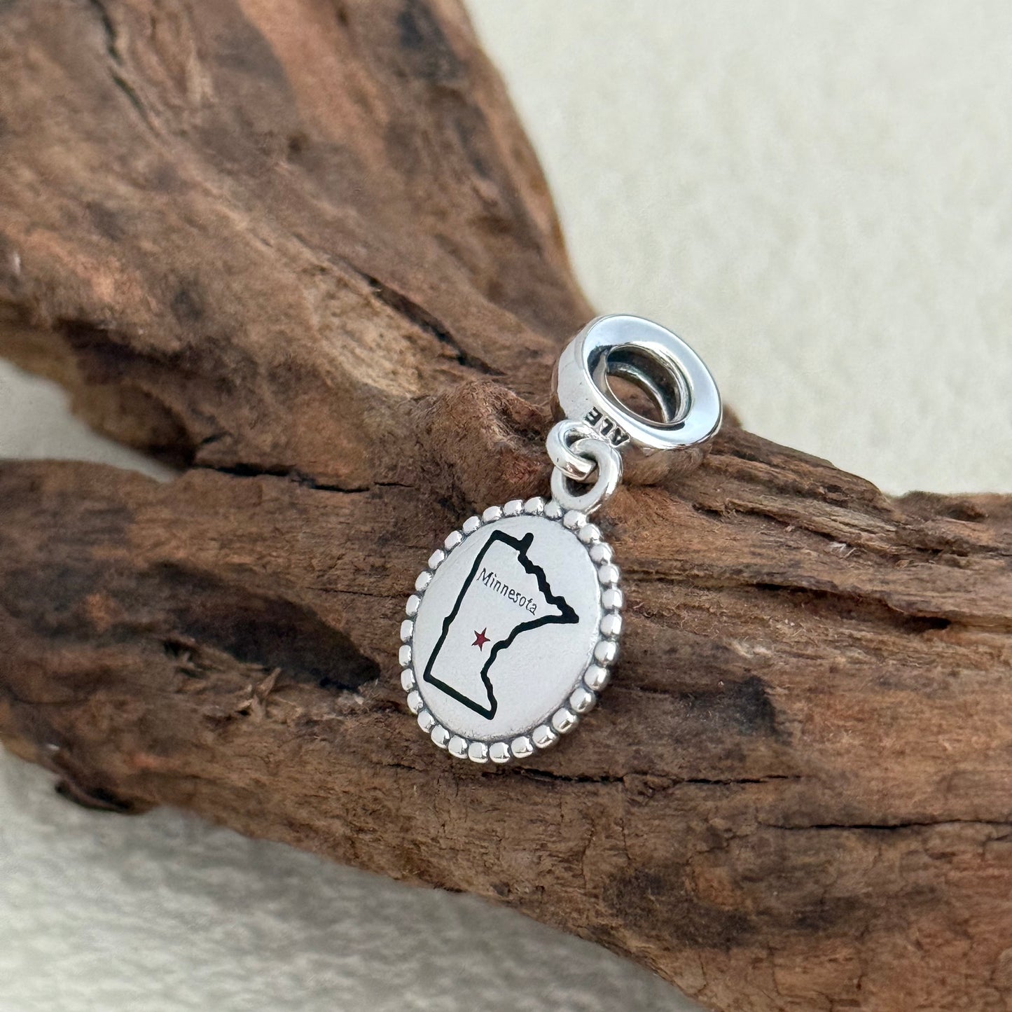 Minnesotas Exclusive Dangle Charm for Pandora Bracelet