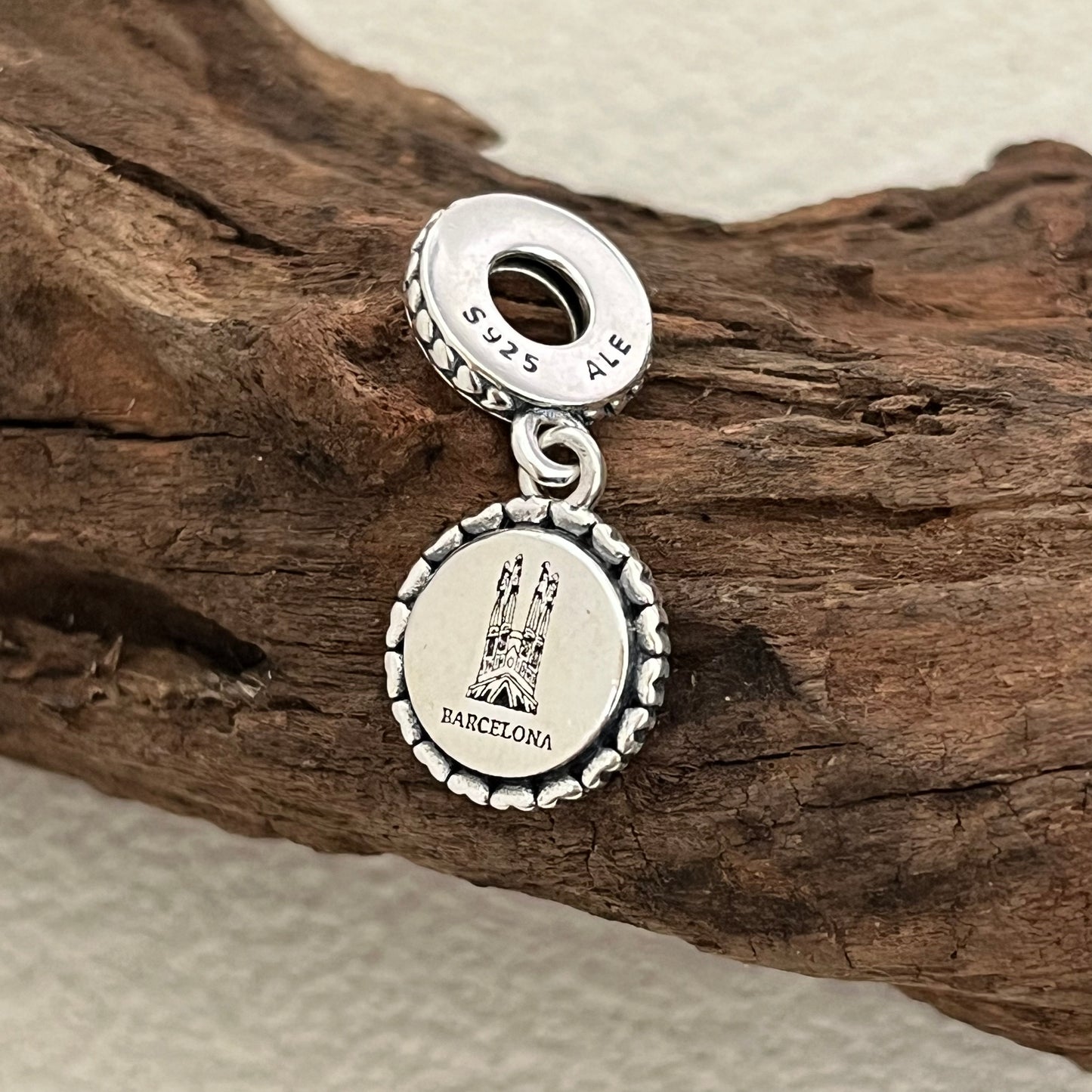 Gaudi La Sagrada Familia Spain Barcelona Exclusive Dangle Charm Pendant for Pandora Bracelet