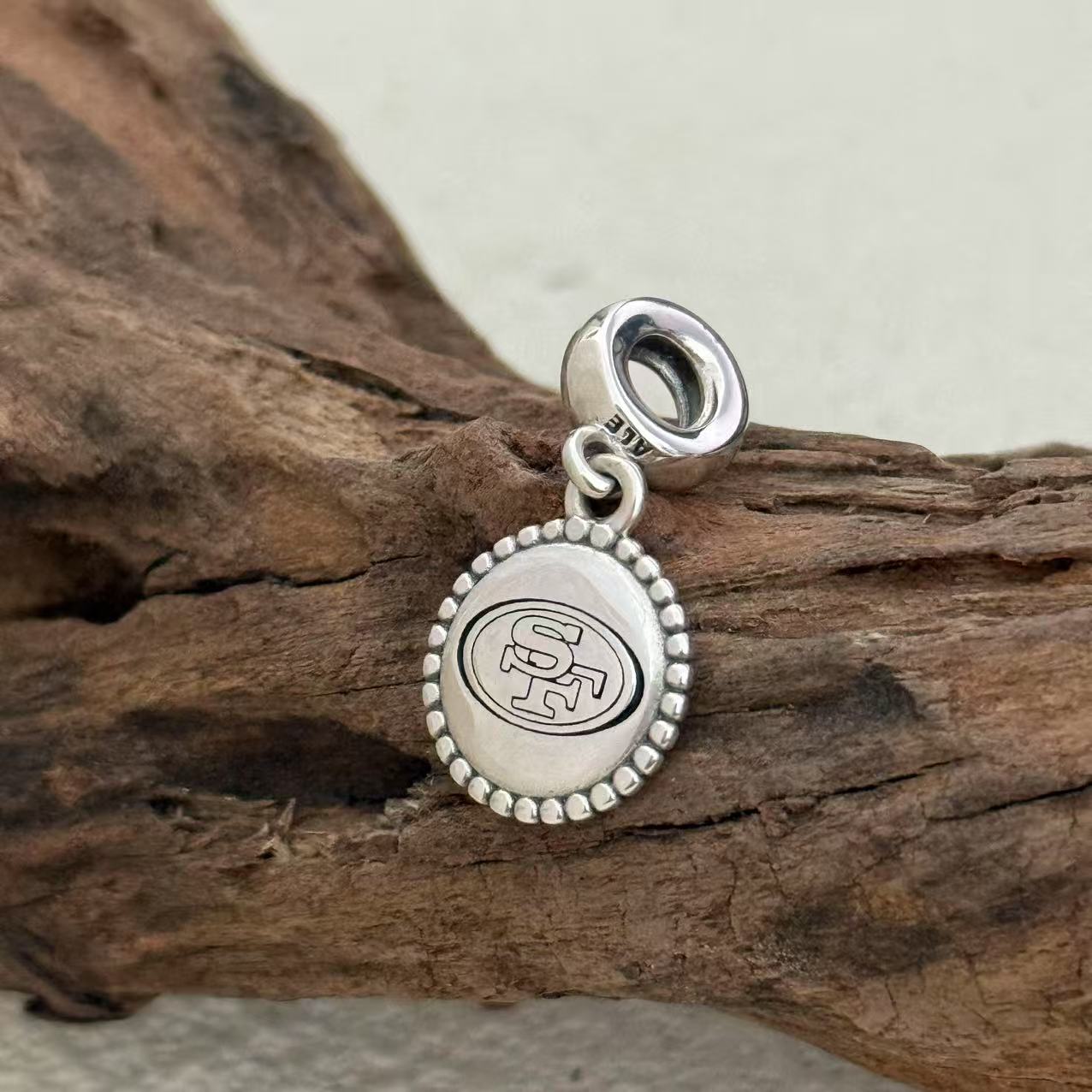San Francisco 49ers Exclusive Dangle Charm Pendant for Pandora Bracelet