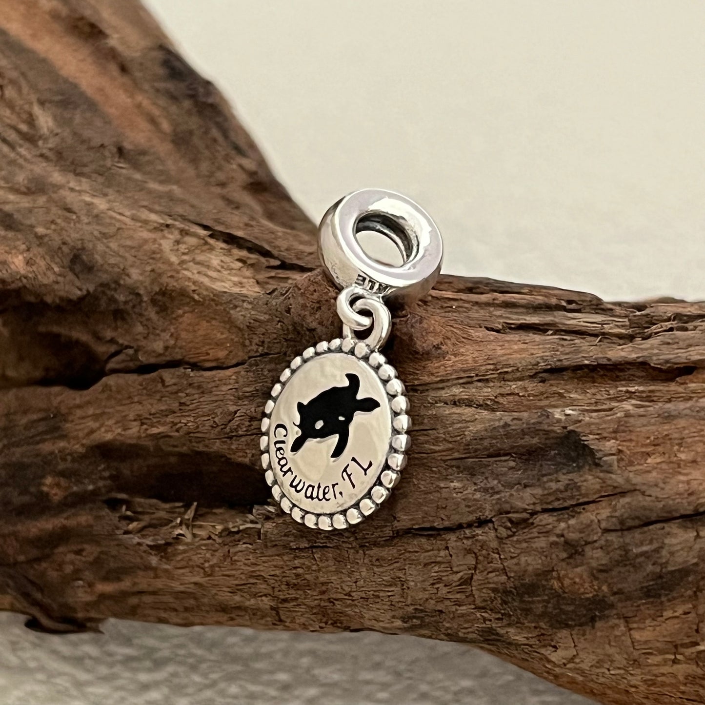 Clearwater, Florida Black turtle Exclusive Heart Dangle Charm Pendant for Pandora Bracelet S925 Silver