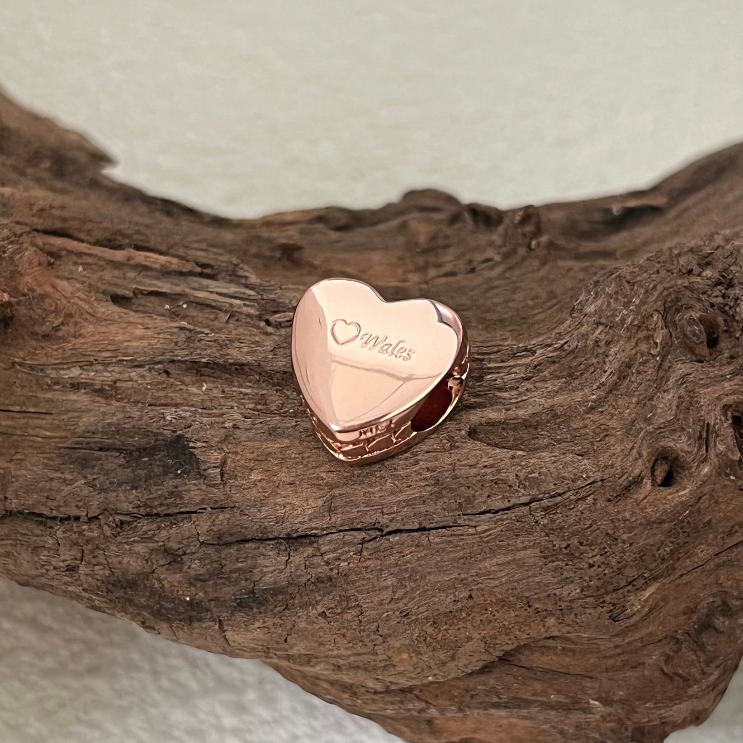 I Love Wales Exclusive Heart Bead Charm for Pandora Bracelet Rose gold-plated