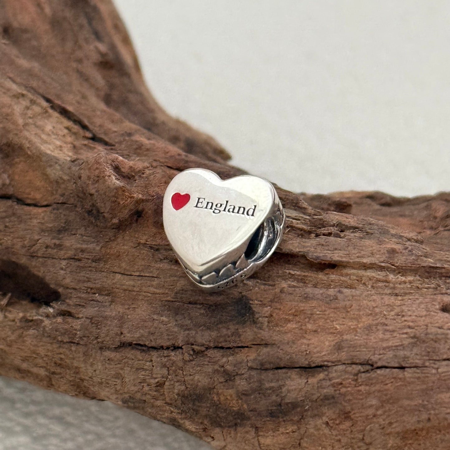 England Flag Exclusive Heart Bead Charm for Pandora Bracelet