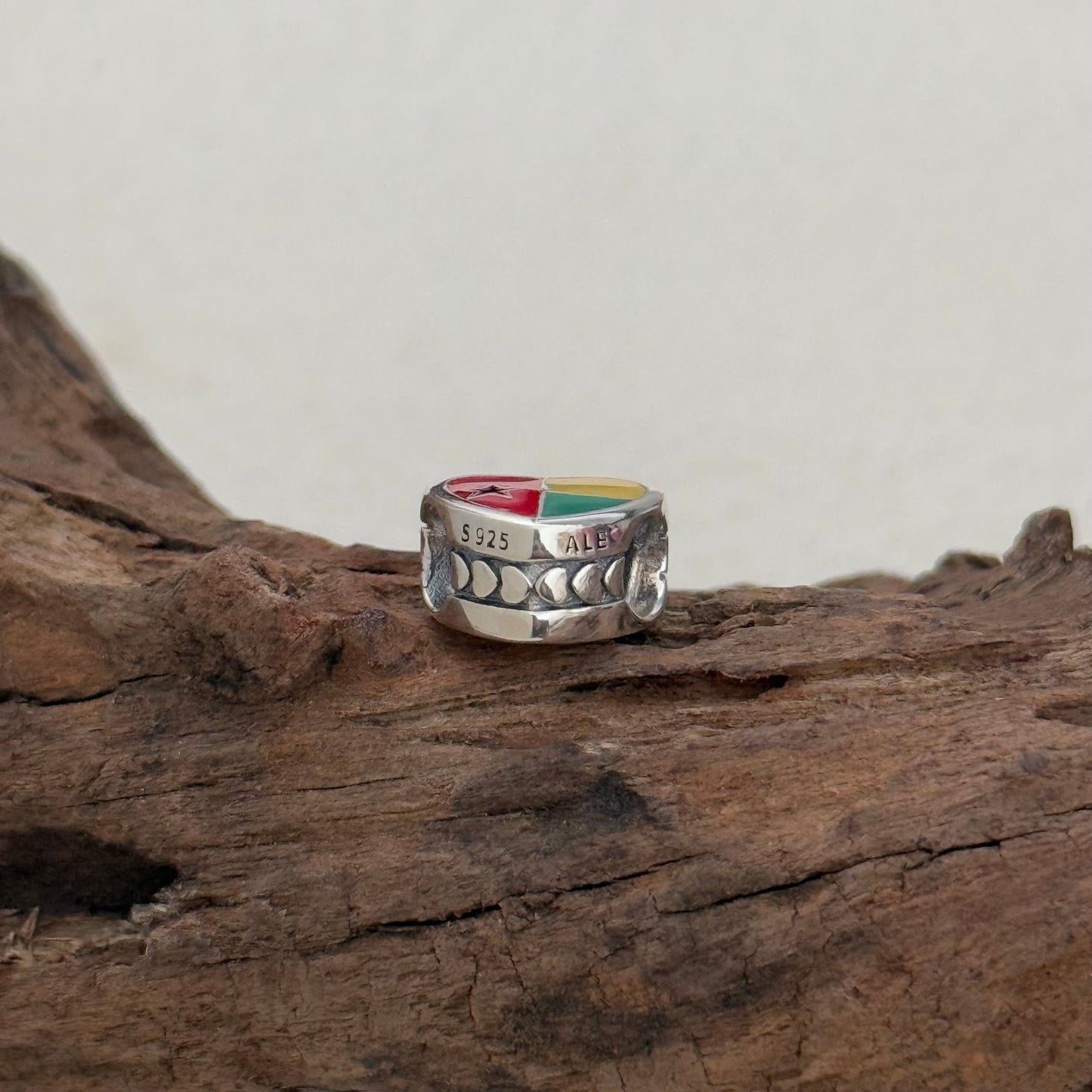 Guninea-Bissau Flag Exclusive Heart Bead Charm for Pandora Bracelet