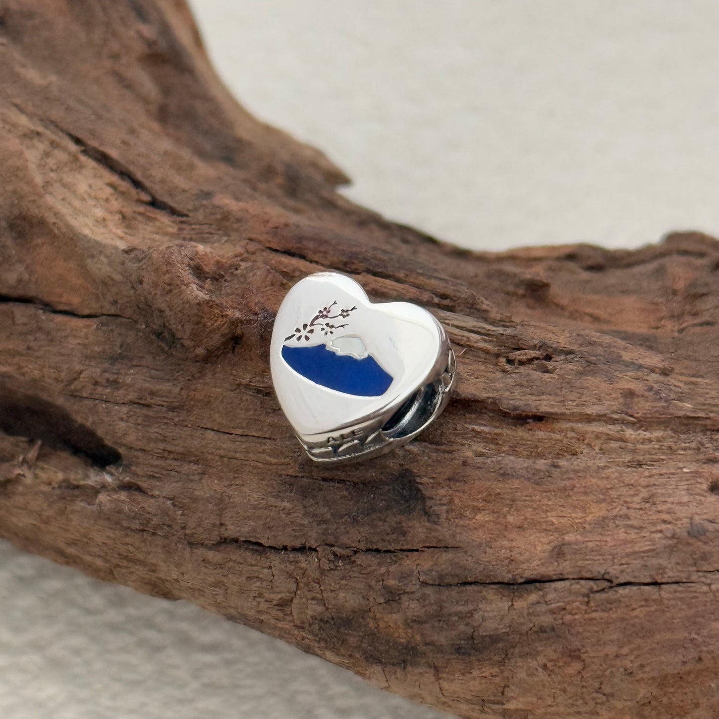 Japan Fujiyama Exclusive Heart Bead Charm for Pandora Bracelet