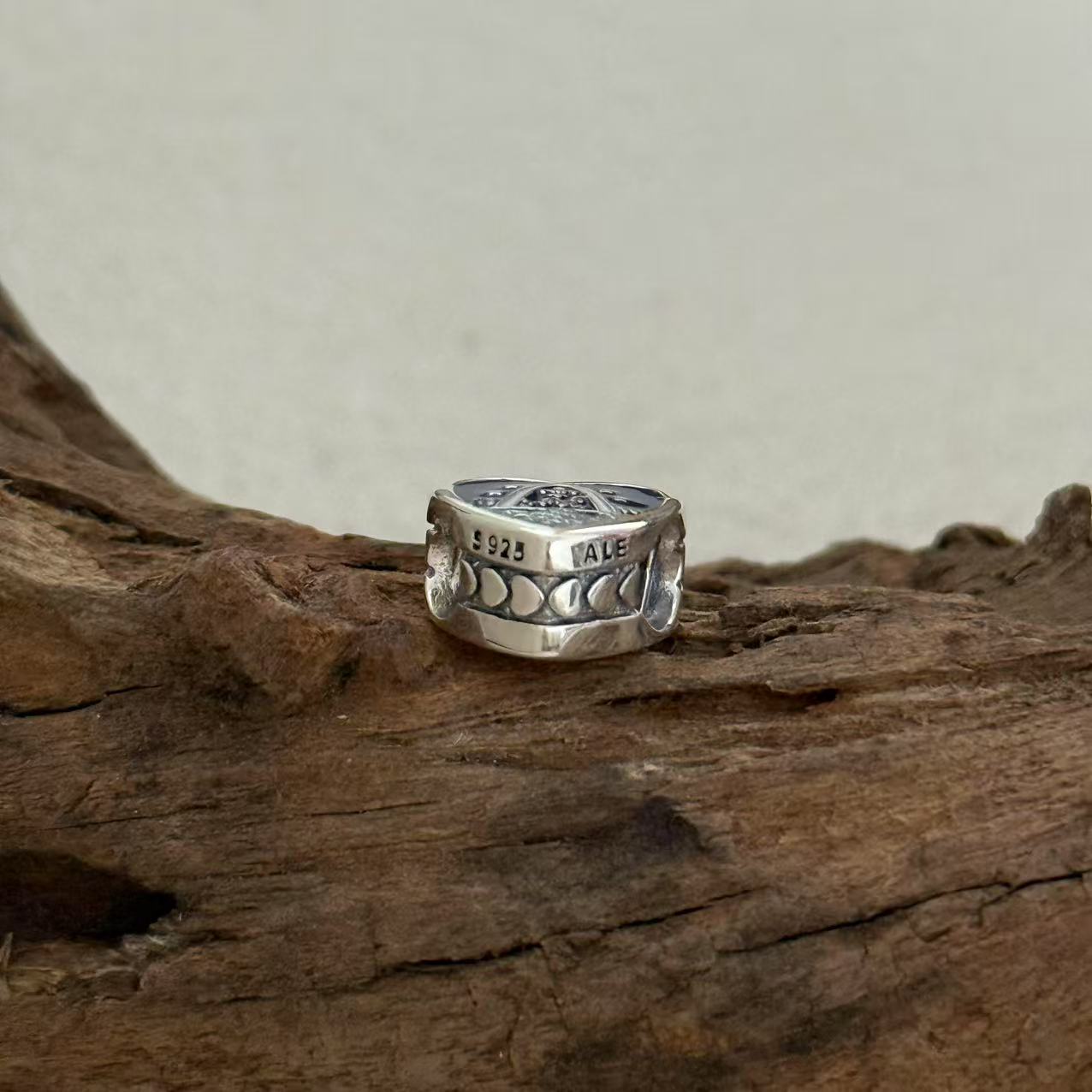 Saint Louis Gateway Arch Exclusive Heart Bead Charm for Pandora Bracelet