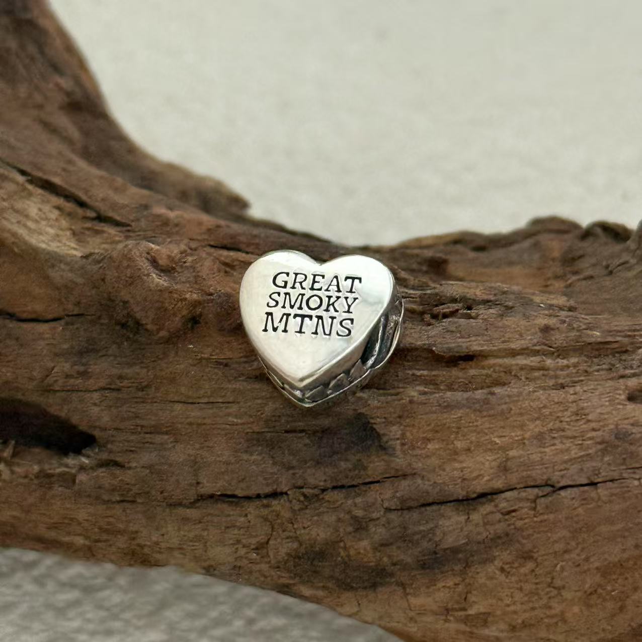 Great Smoky Mountains Bear Exclusive Heart Bead Charm for Pandora Bracelet