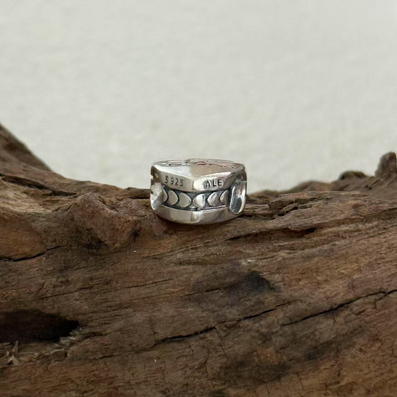 Philippine Jeepney, Country Charm Exclusive Heart Bead Charm for Pandora Bracelet