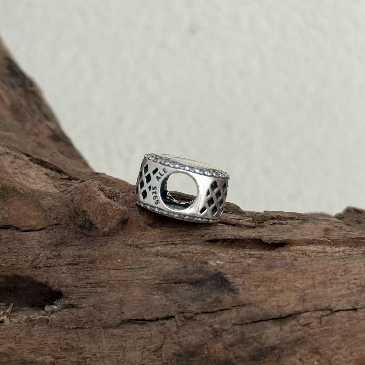 Aruba Exclusive Bead Charm S925 Silver for Pandora Bracelet