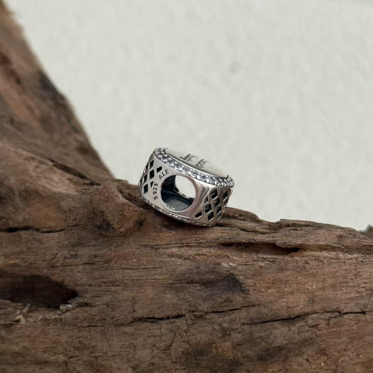 Lancaster County Carriage Exclusive Bead Charm S925 Silver for Pandora Bracelet