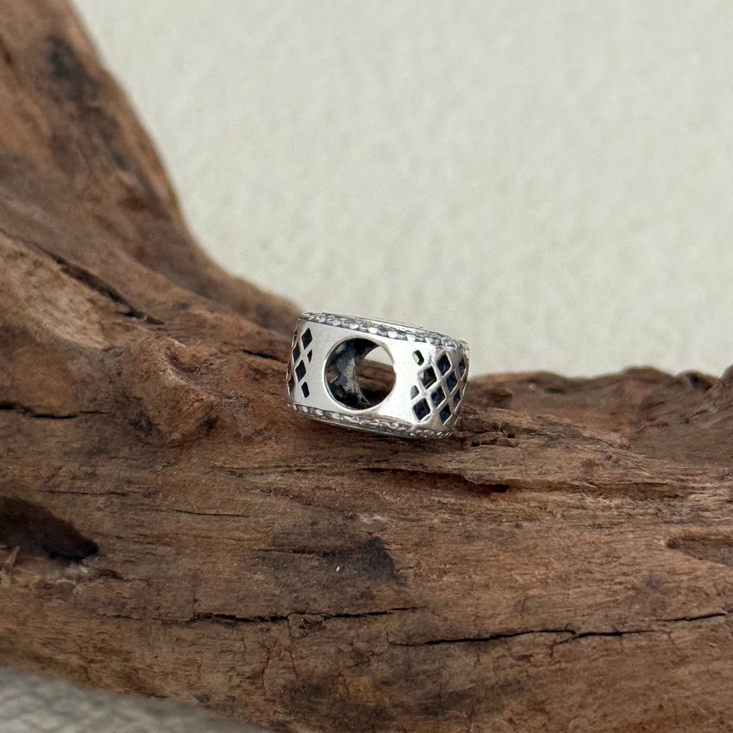 Disneyland Mickey Mouse Passholder Glamour Exclusive Bead Charm for Pandora Bracelet