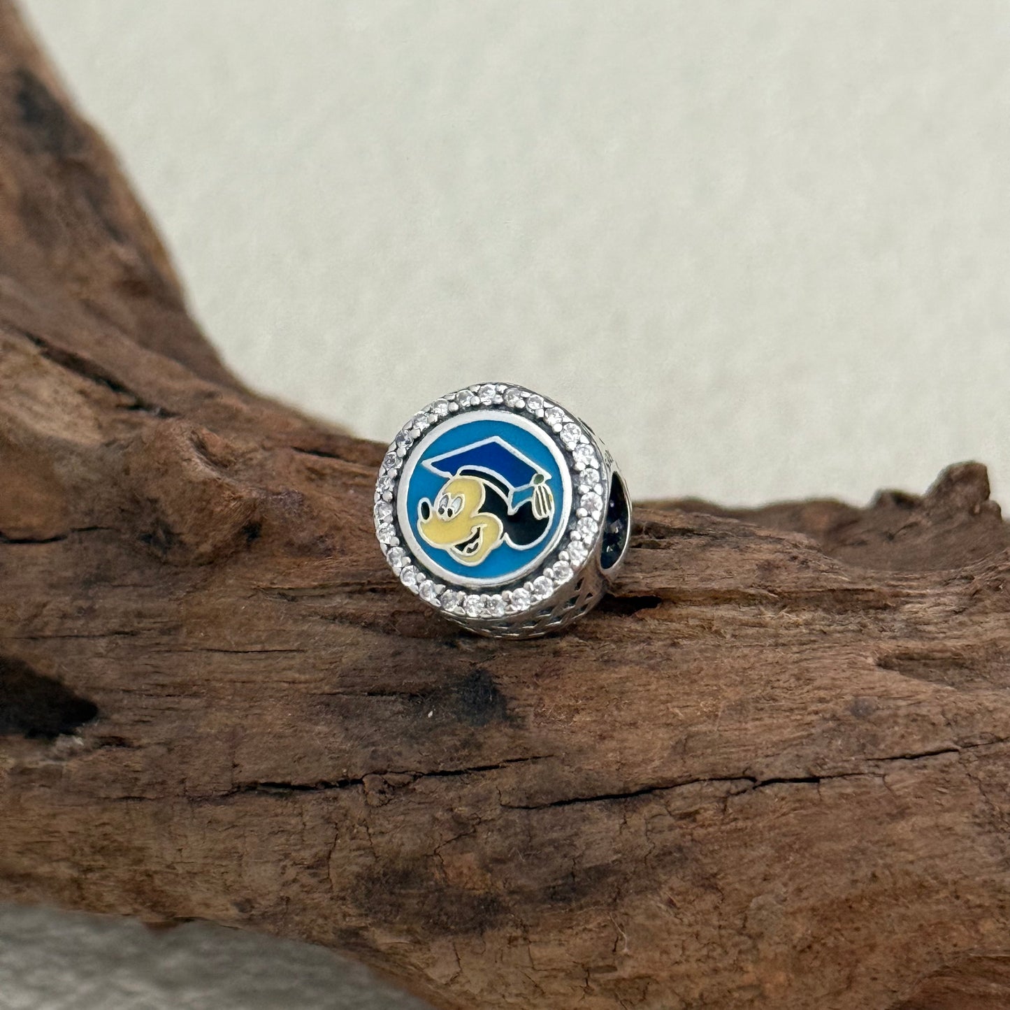 Disney Parks Class of 2023 Mickey Exclusive Bead Charm S925 Silver for Pandora Bracelet