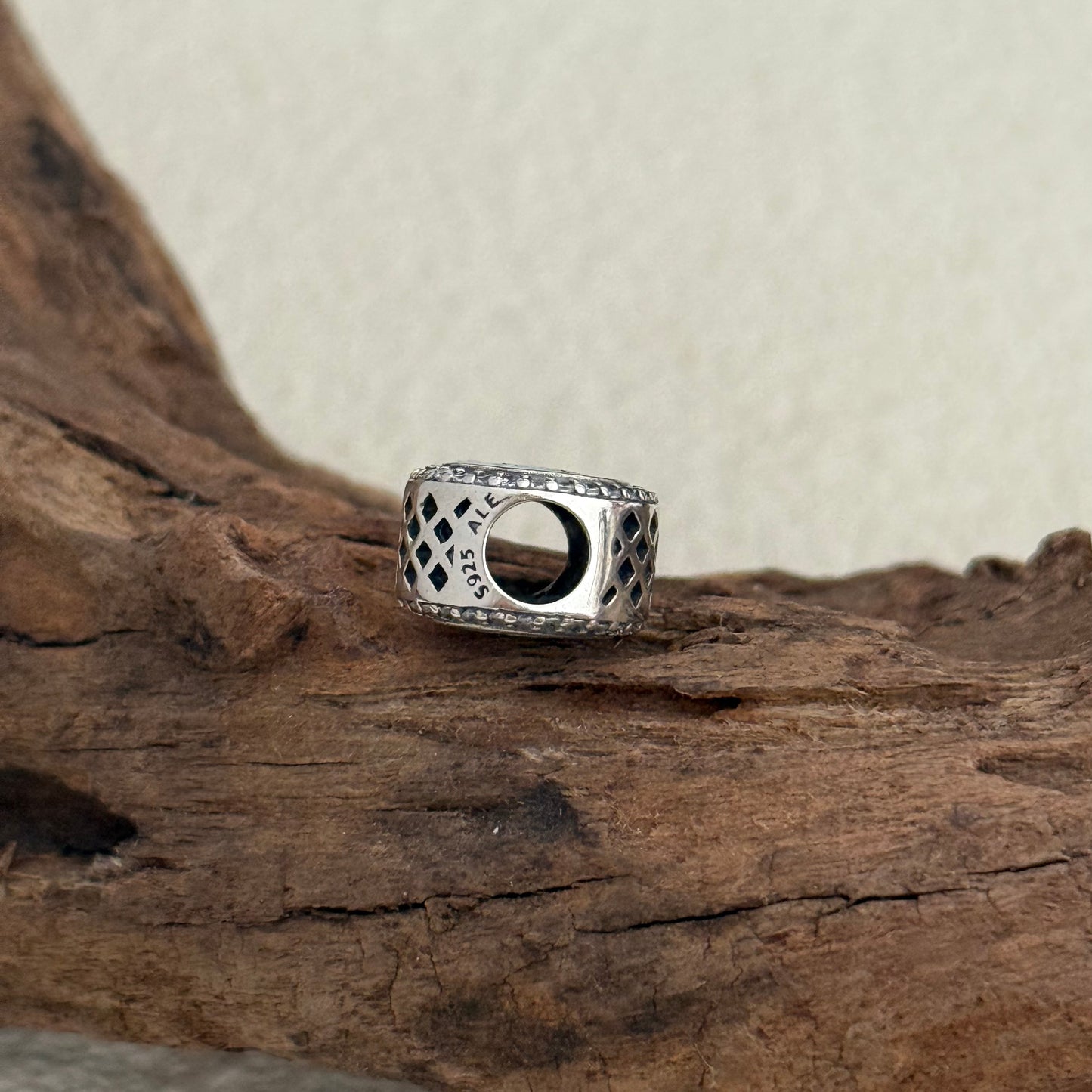 Disney Parks Class of 2023 Mickey Exclusive Bead Charm S925 Silver for Pandora Bracelet