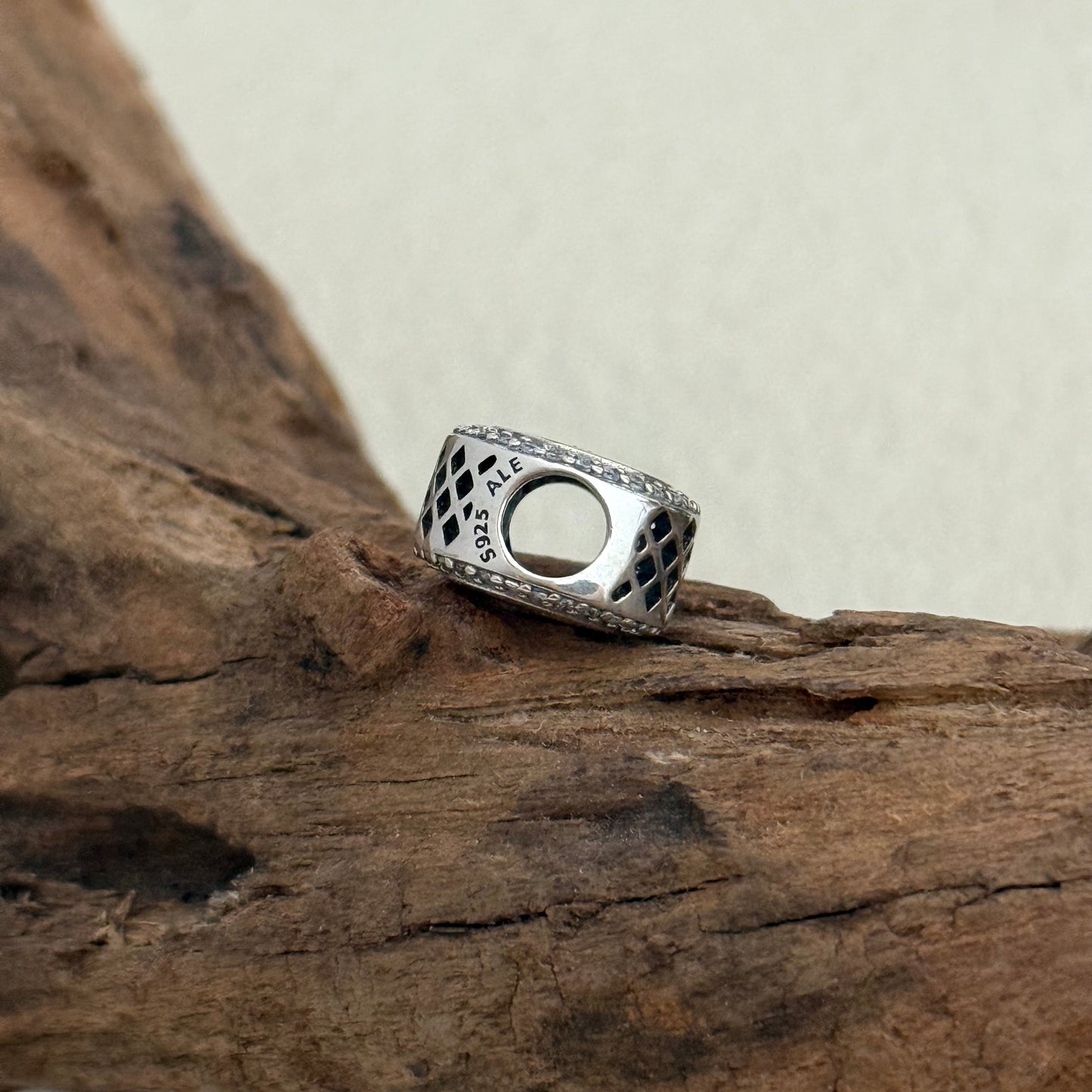 St Thomas Exclusive Bead Charm for Pandora Bracelet