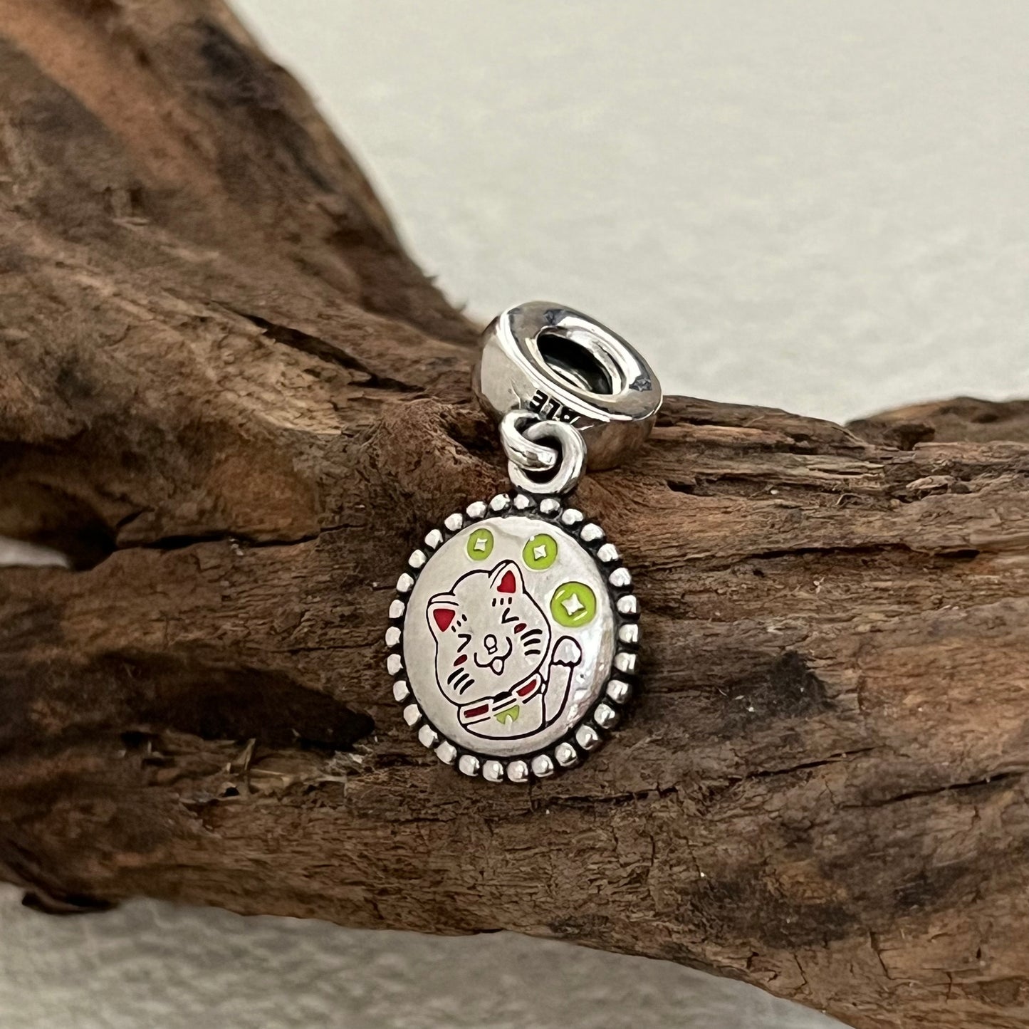 China Lucky Cat Exclusive Dangle Charm for Pandora Bracelet