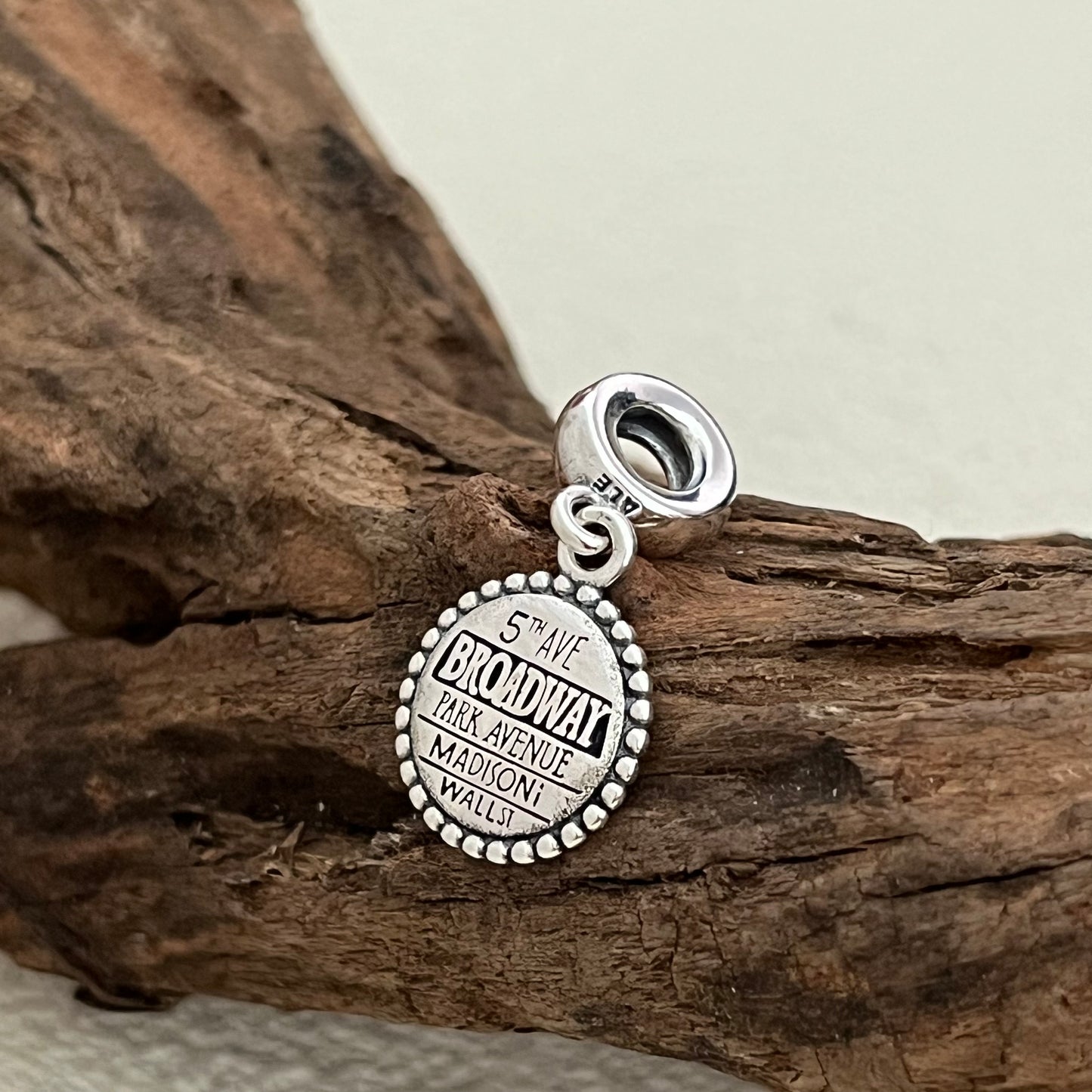 5th AVE Broadway Park Avenue Madison Wall.St Exclusive Dangle Charm Pendant for Pandora Bracelet