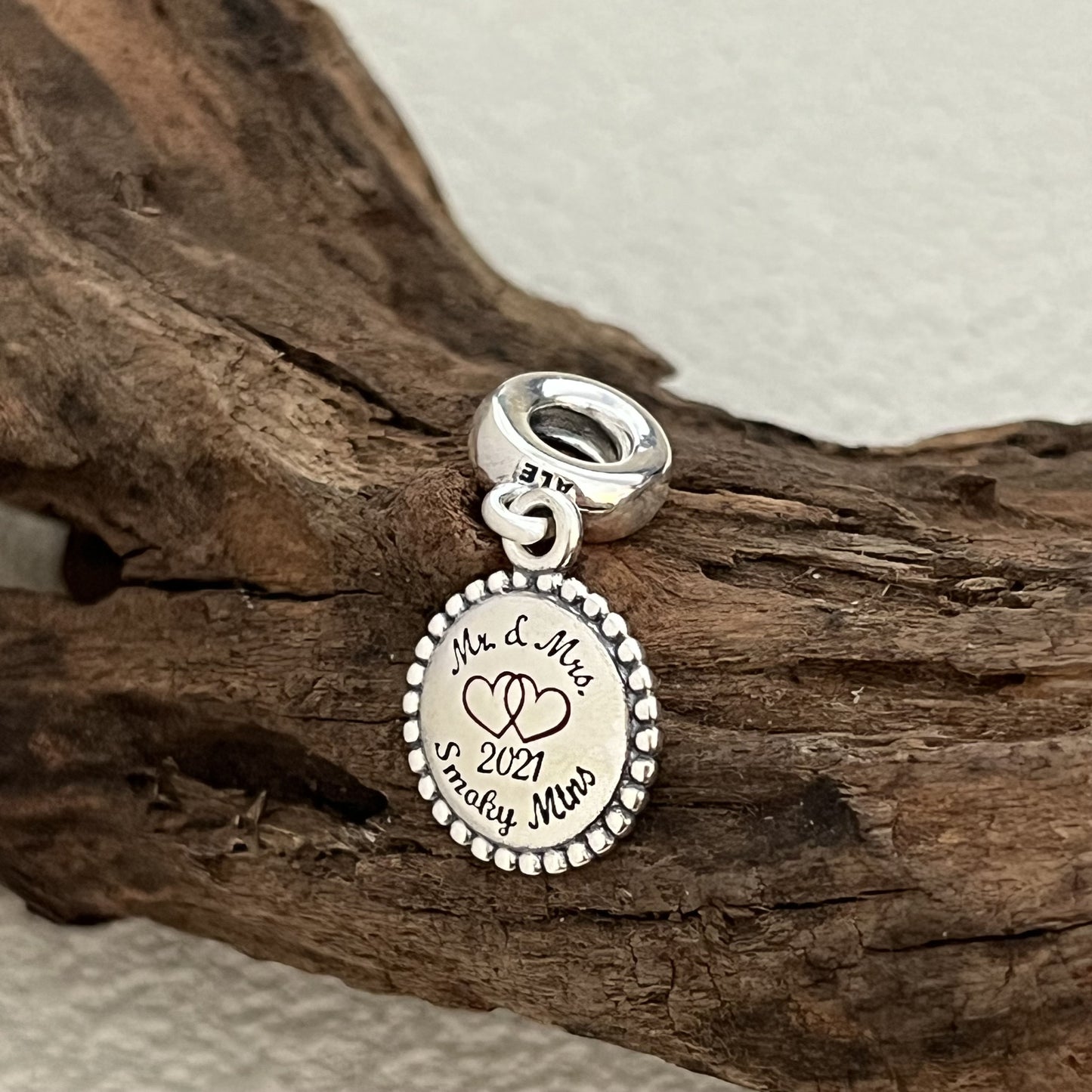 2021 Mr.&Mrs. Smoky Mountains Exclusive Dangle Charm Pendant for Pandora Bracelet