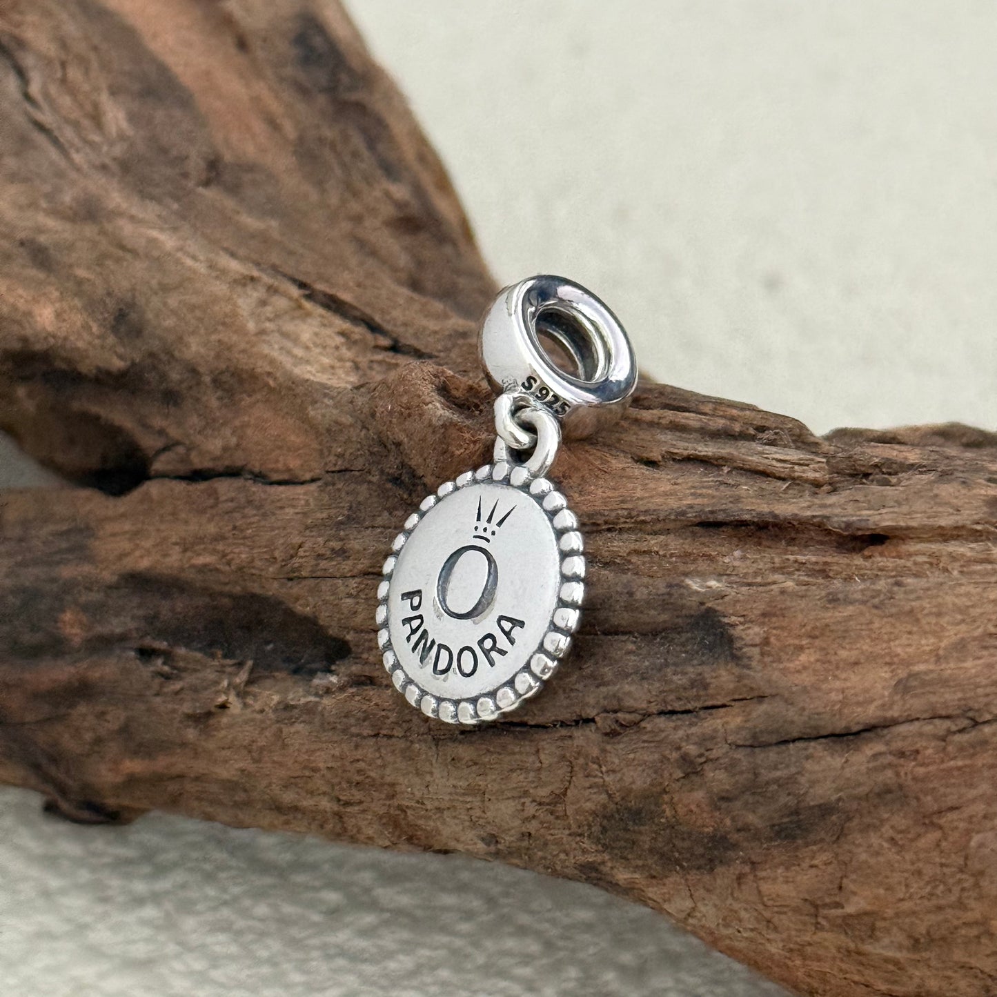 Colgante Virgen de Guadalupe fondo dorado Exclusive Dangle Charm Pendant for Pandora Bracelet