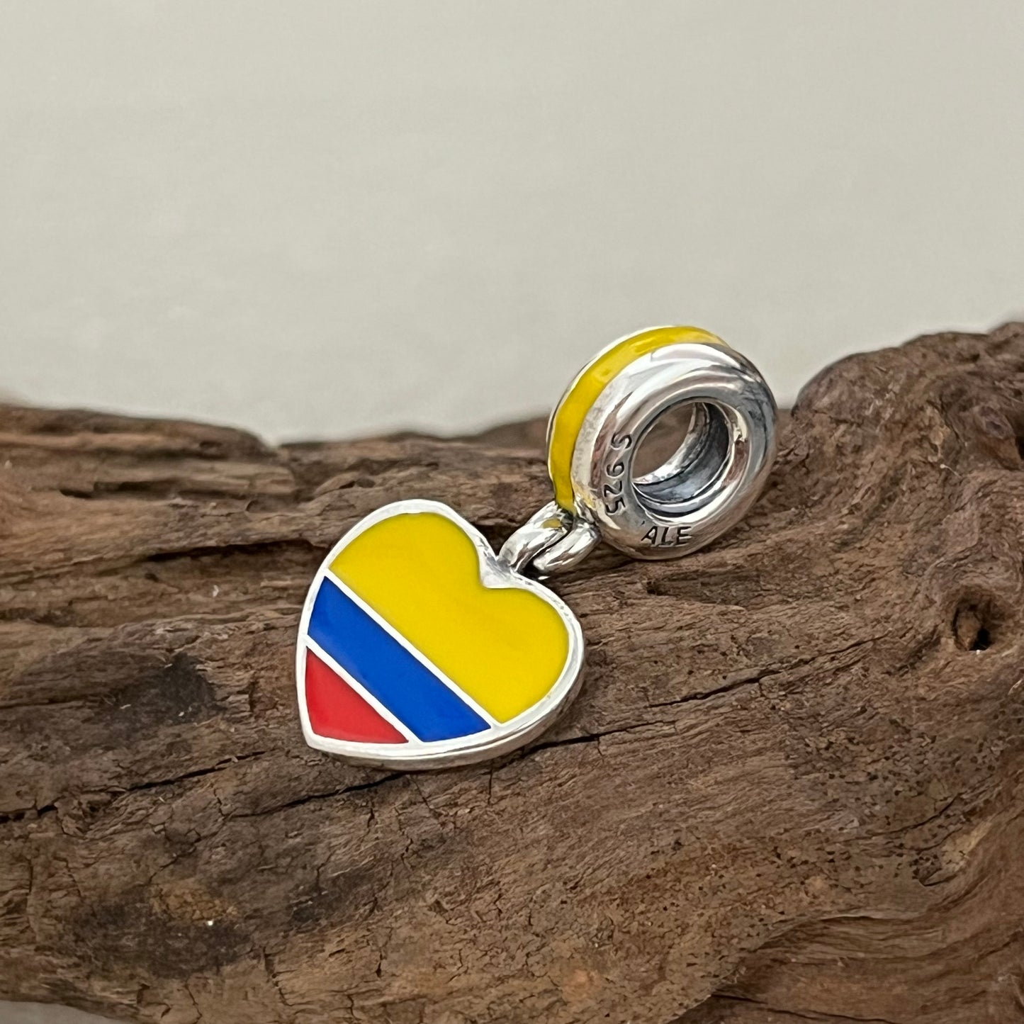 Colombia Flag Heart Exclusive Dangle Charm for Pandora Bracelet