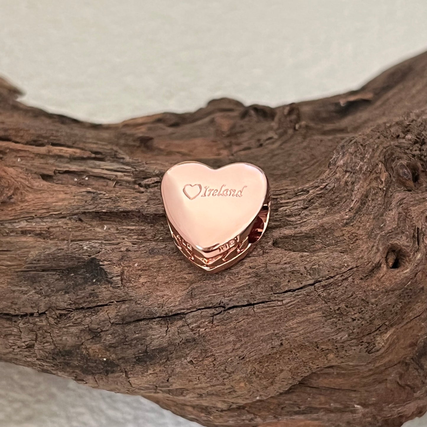 Ireland Exclusive Heart Bead Charm for Pandora Bracelet Rose gold-plated