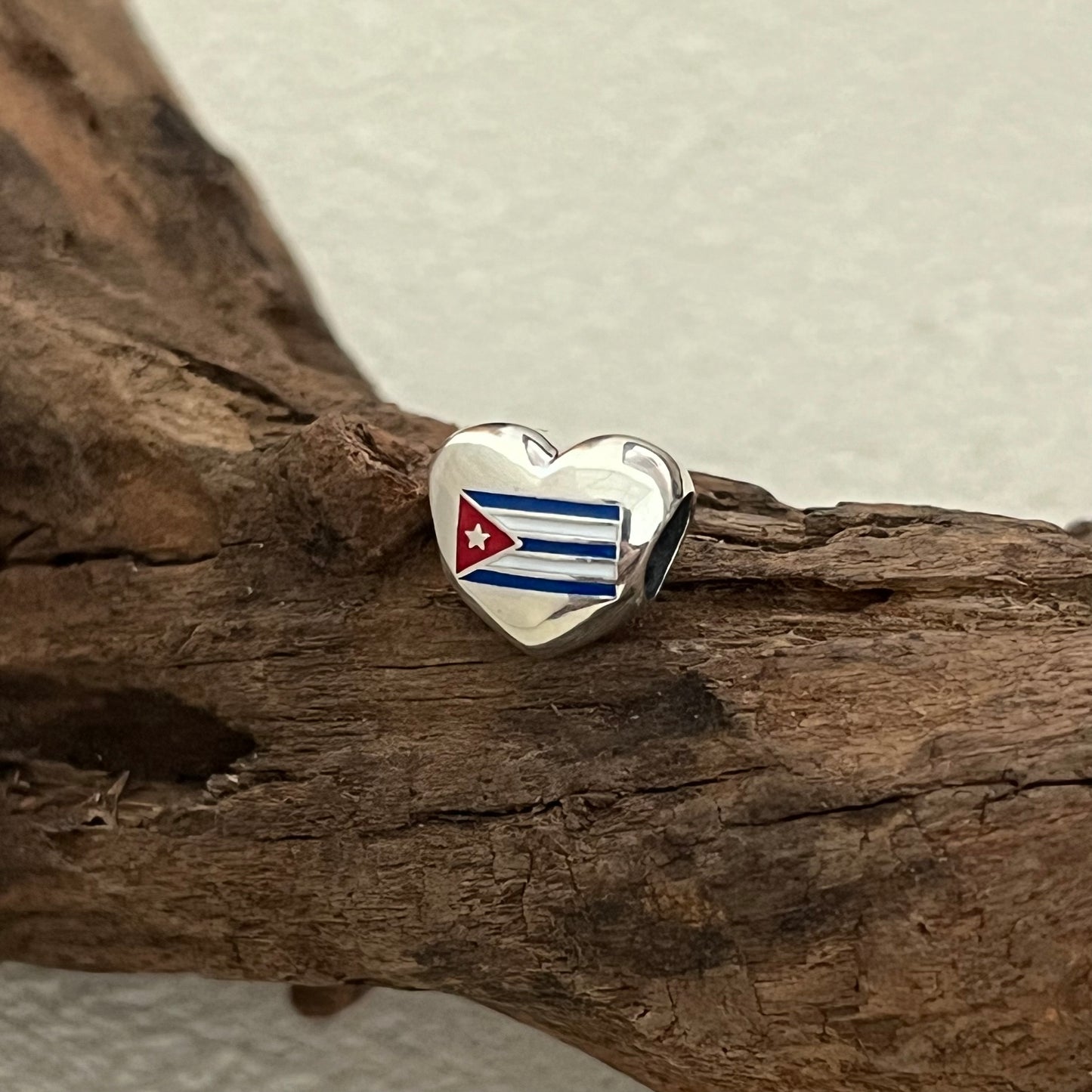 Cuba Flag Exclusive Heart Bead Charm for Pandora Bracelet