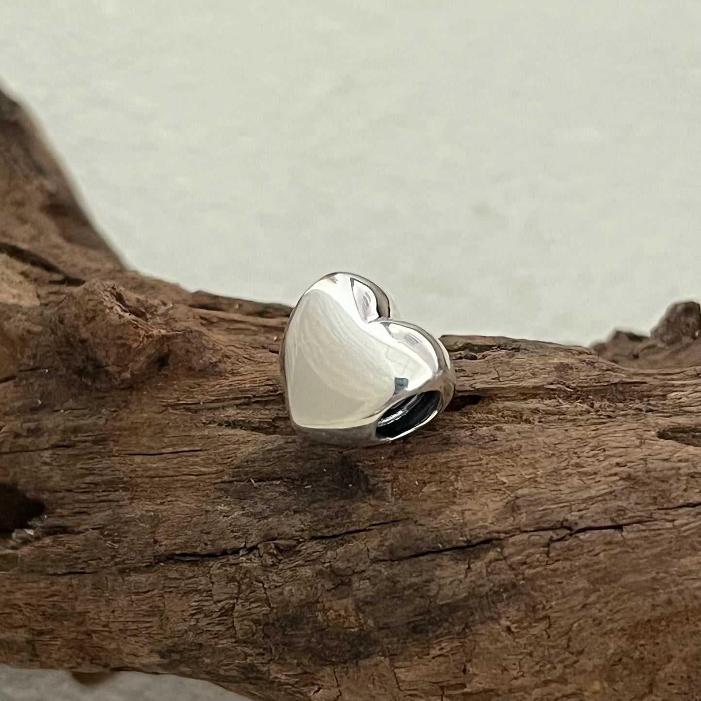 ST,LUCIA Map Exclusive Heart Bead Charm for Pandora Bracelet