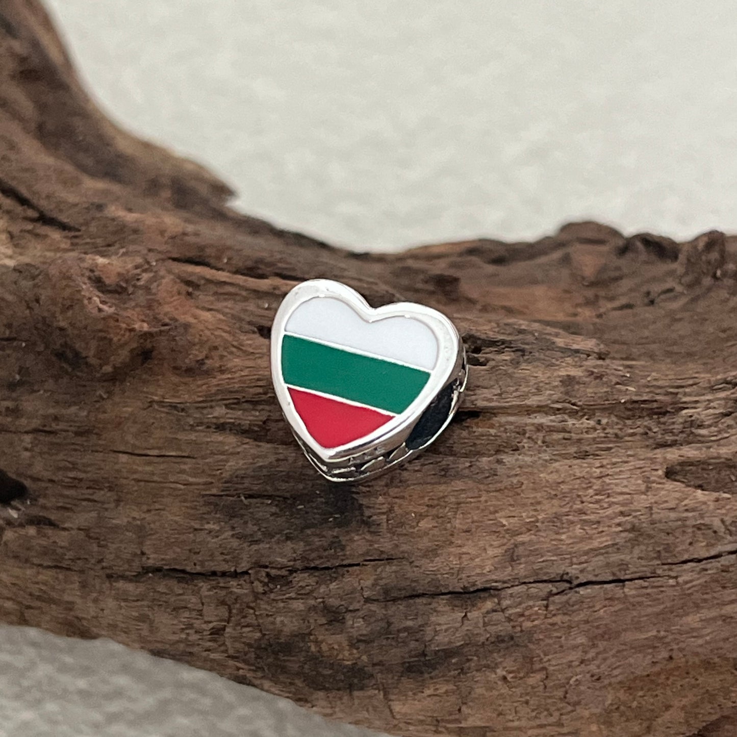 Bulgaria Flag Exclusive Heart Bead Charm for Pandora Bracelet