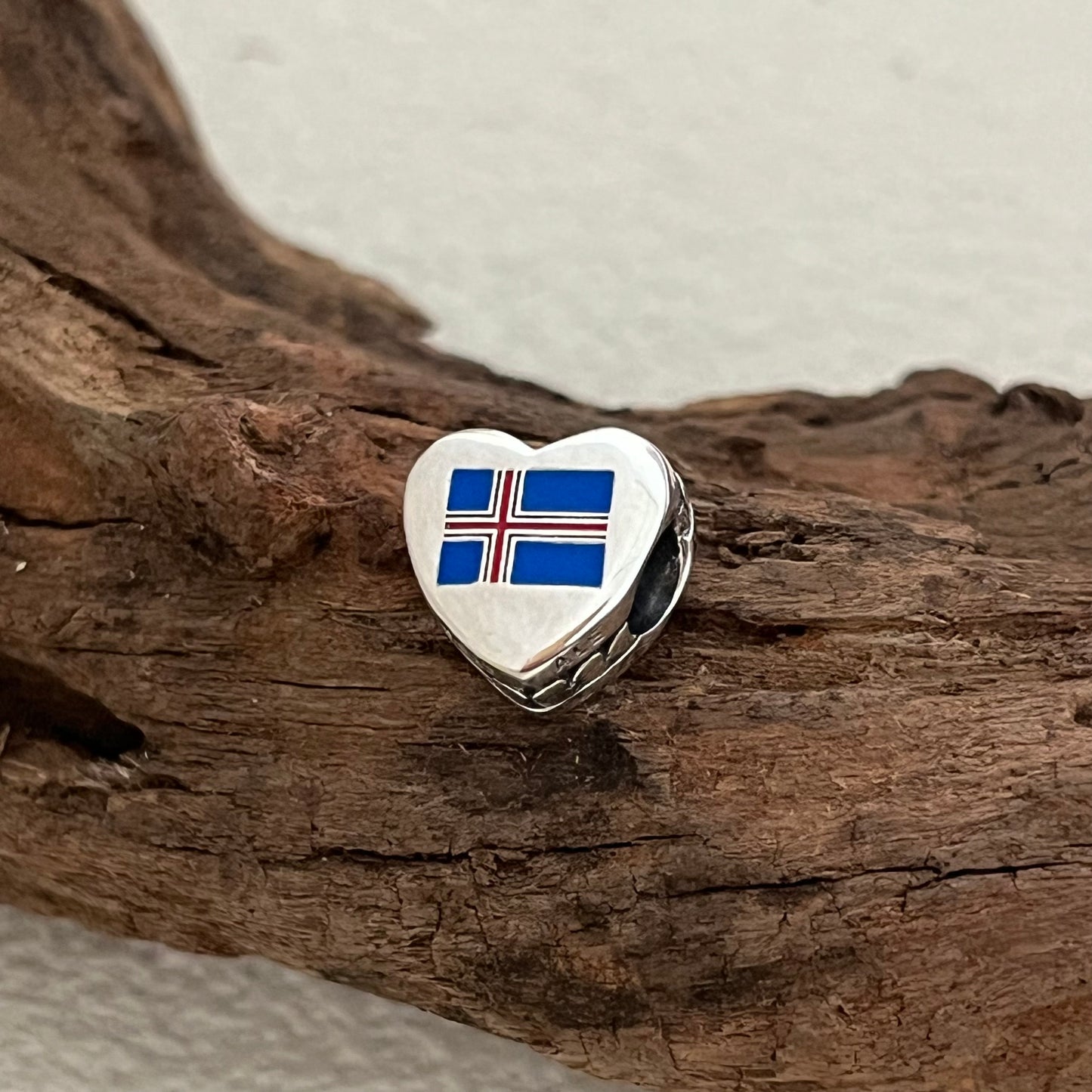 Iceland Flag Exclusive Heart Bead Charm for Pandora Bracelet