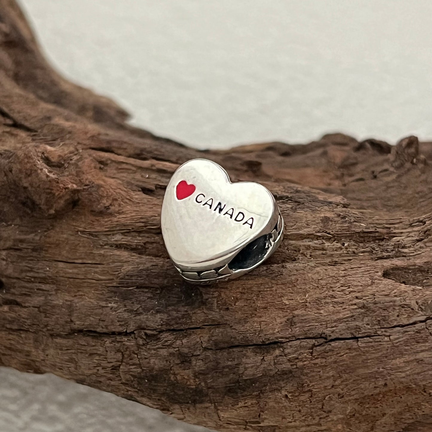 Canada Flag Exclusive Heart Bead Charm for Pandora Bracelet