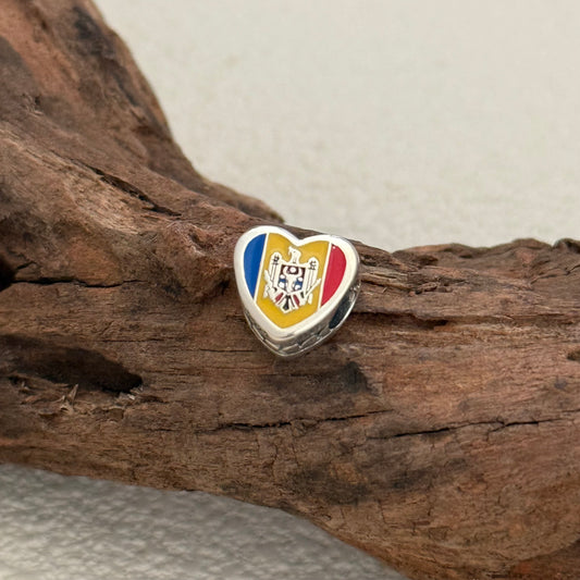 Moldova Flag Exclusive Heart Bead Charm for Pandora Bracelet