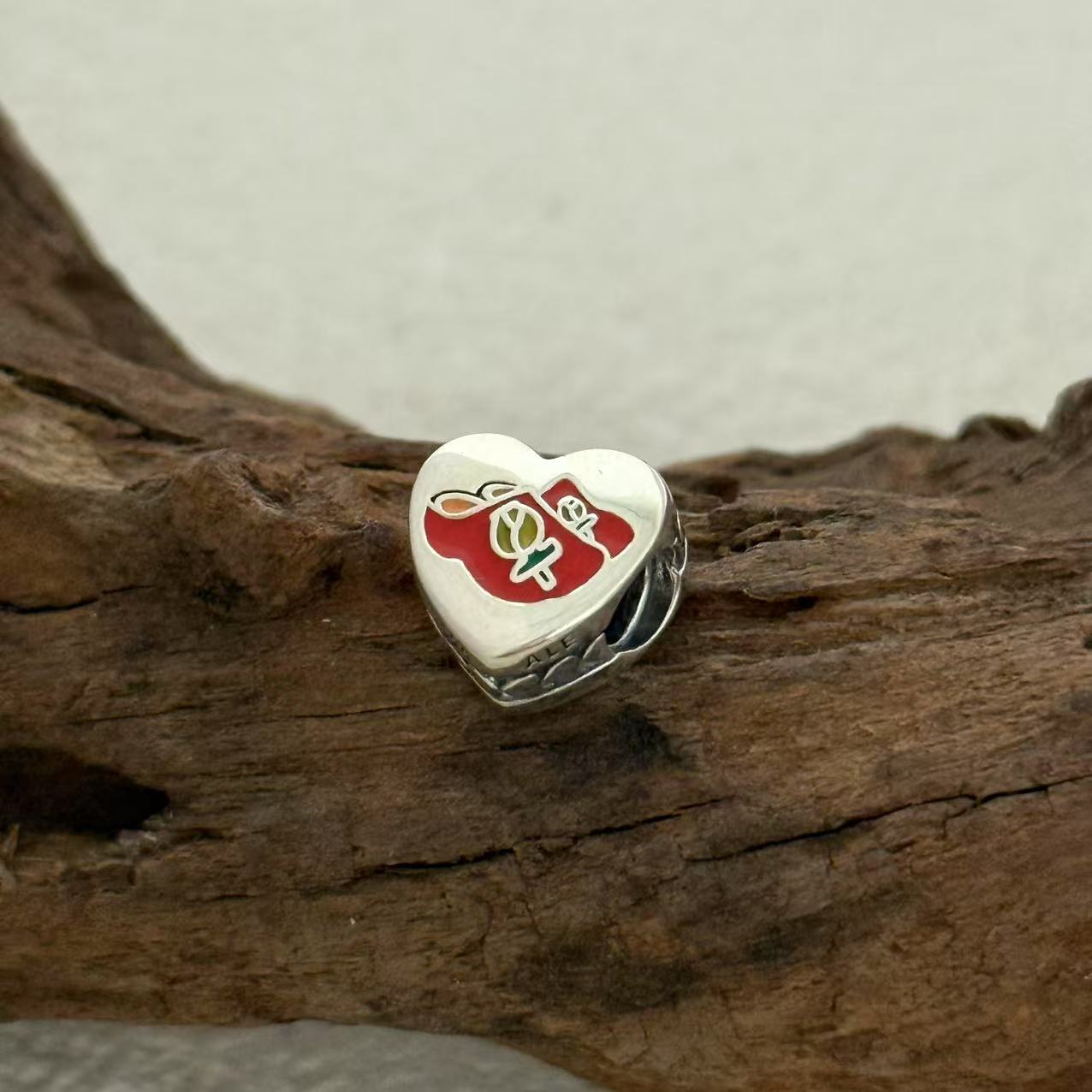 Holland Charm Exclusive Heart Bead Charm for Pandora Bracelet