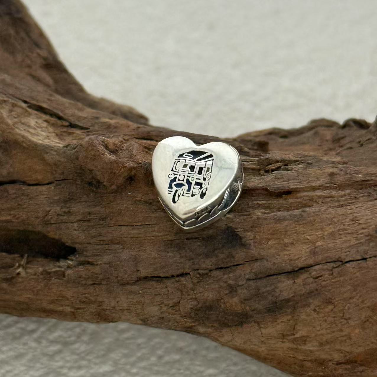 Thailand Tuk-tuk Charm Exclusive Heart Bead Charm for Pandora Bracelet