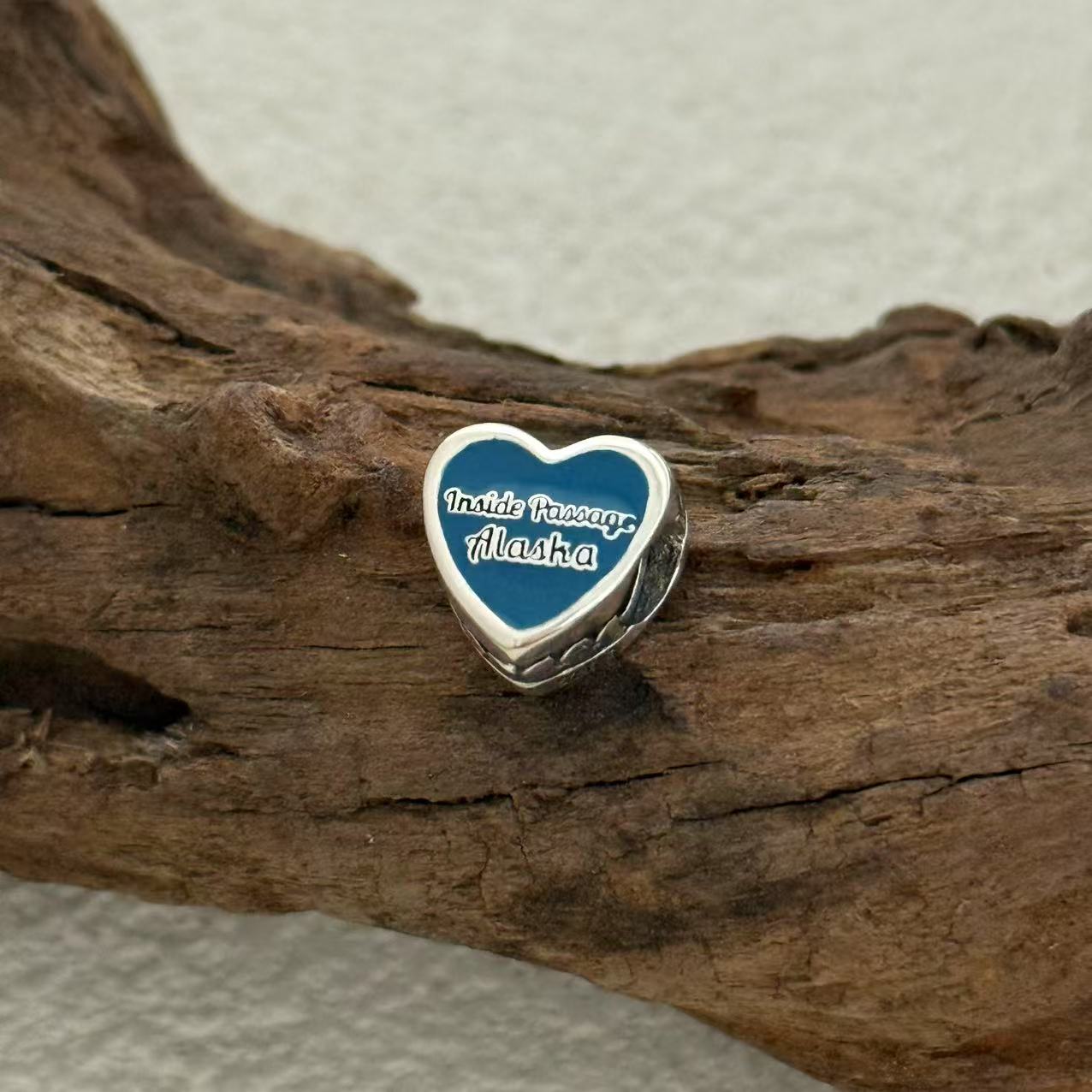 Alaska Inside Passage Exclusive Heart Bead Charm for Pandora Bracelet