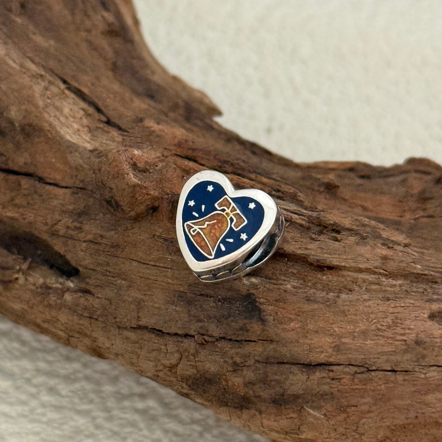 Pennsylvania Exclusive Heart Bead Charm for Pandora Bracelet